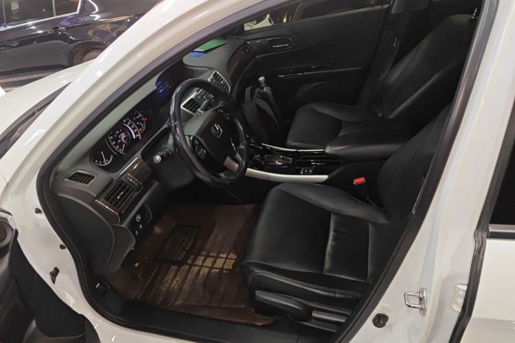 Used Honda Accord 2016 2.4L Comfort Edition
