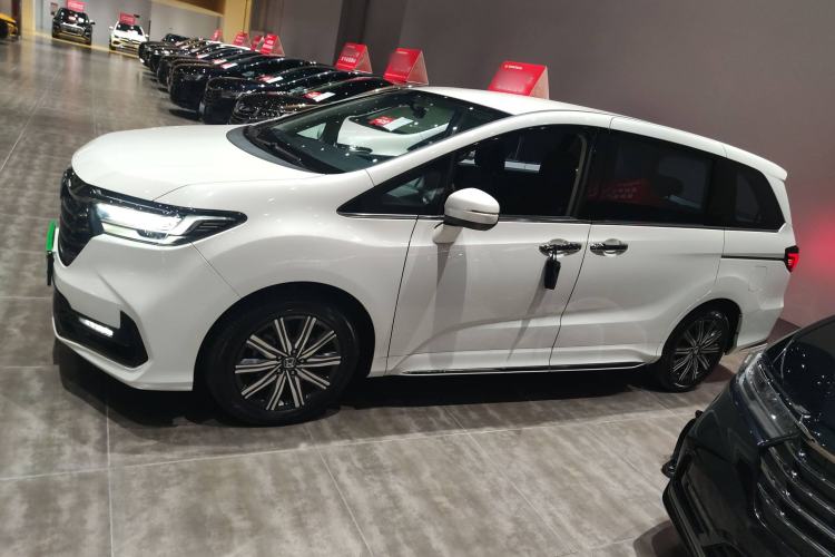 Used Honda Odyssey 2022 2.0L eHEV Sharp Enjoyment Edition

