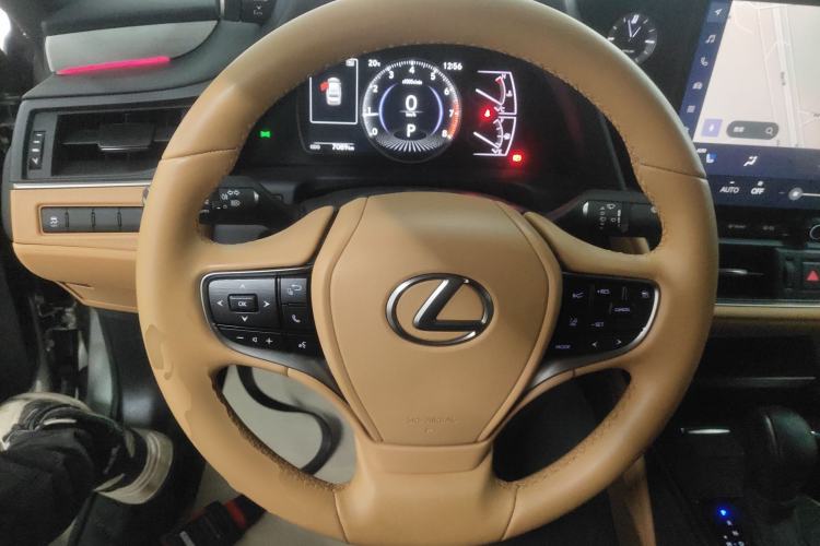 Used Lexus ES 2025 200 Premium Edition
