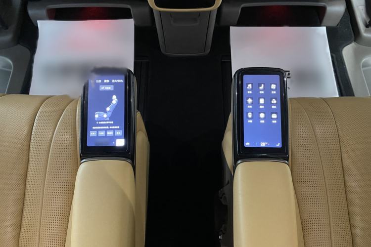 Used Denza D9 2022 DM-i 970 Four-Wheel Drive Flagship Model