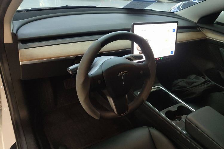 Used Tesla Model 3 2022 Rear-Wheel-Drive Version
