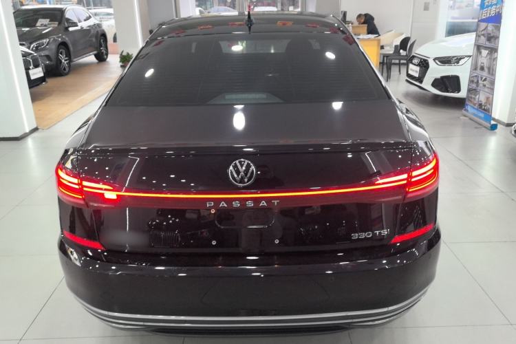 Used Volkswagen Passat 2023 330TSI Starry Elite Edition