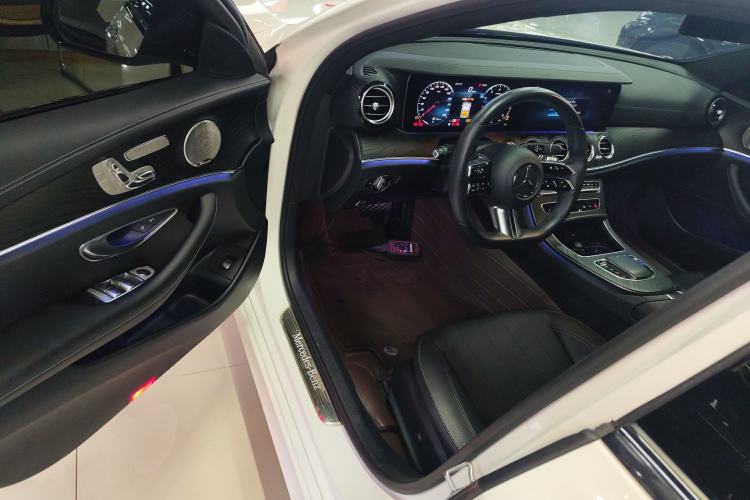 Used Mercedes-Benz E-Class 2021 Restyled E 260 Luxury Sports Edition
