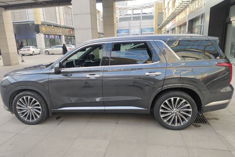 Used Hyundai Palisade 2023 3.5L Automatic All-Wheel Drive Calligraphy
