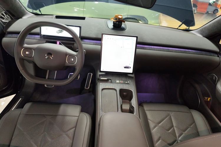 Used Nio ET7 2024 75 kWh Executive Edition
