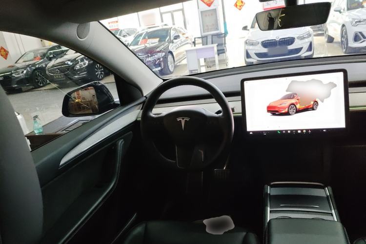 Used Tesla Model Y 2023 Rear-Wheel-Drive Version
