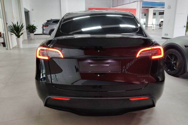 Used Tesla Model Y 2022 Rear-Wheel-Drive Version
