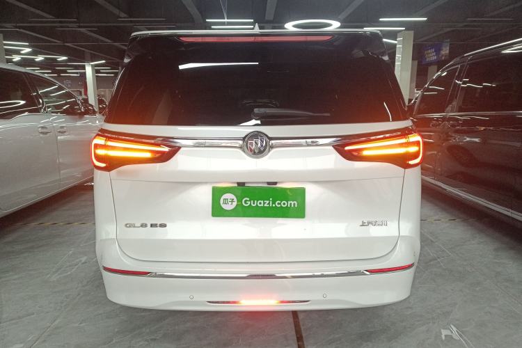 Used Buick GL8 2022 ES Landtrek 653T Luxury Edition