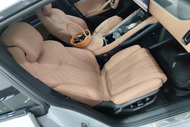 Used BYD Song L EV 2025 Intelligent Driving Version 662 km LiDAR Excellence Edition
