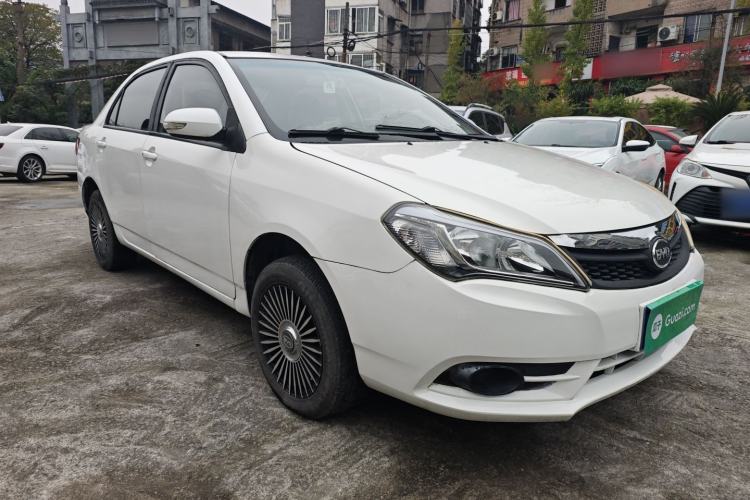 Used BYD F3 2015 Energy-Saving Edition 1.5L Manual Luxury Model
