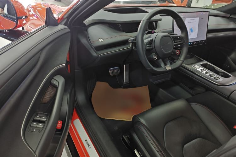 Used Xiaomi Auto SU7 2024 Four-Wheel Drive Ultra-Long Range Advanced Intelligent Driving Max Edition
