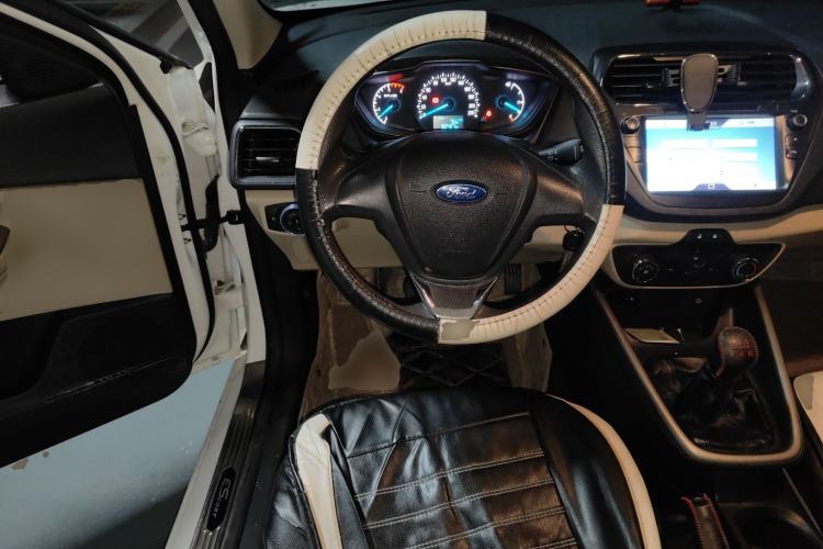 Used Ford Escort 2015 1.5L Manual Comfort Model