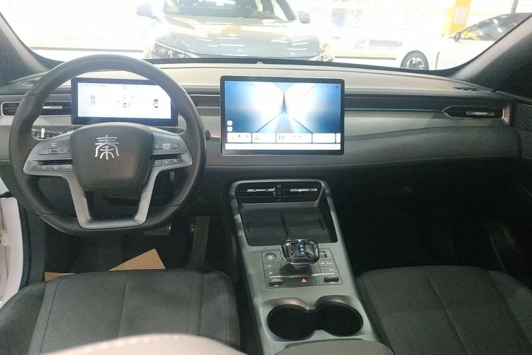 Used BYD Qin PLUS 2025 DM-i Smart Drive 120KM Superior Model
