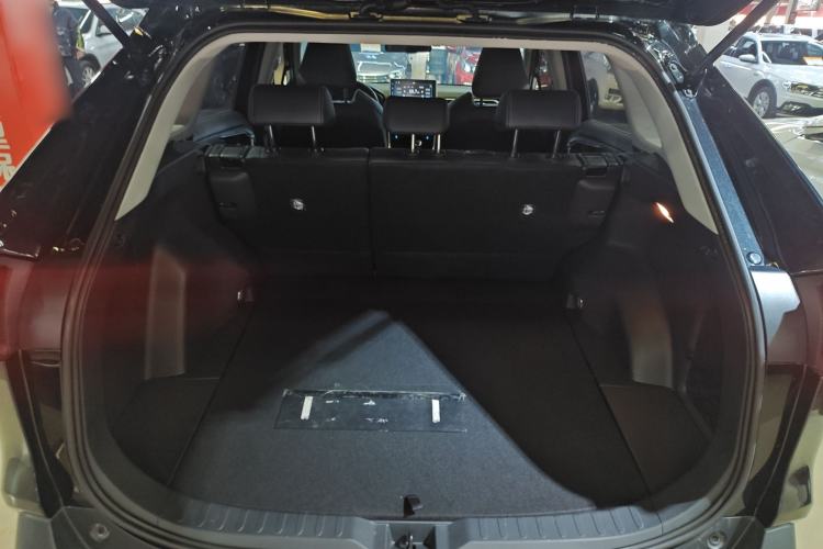 Used Toyota Wildlander 2022 2.0L CVT Two-Wheel Drive Luxury PLUS Edition