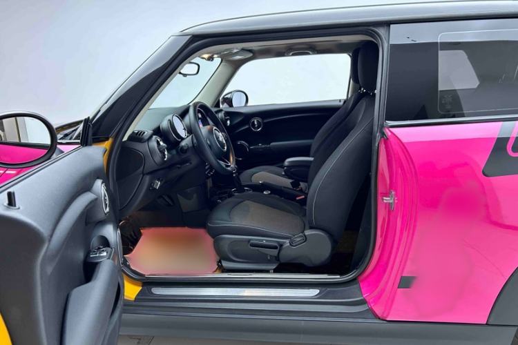 Used  MINI 2016 1.2T ONE Pioneer Edition
