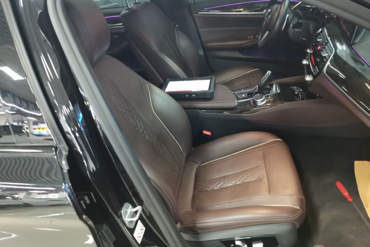 Used BMW 5 Series 2019 530Li Leading Model M Sport Package
