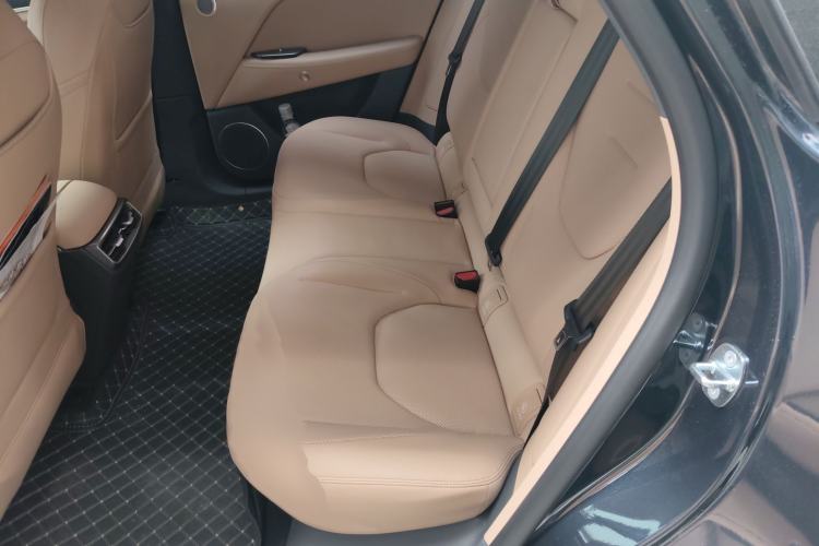 Used ARCFOX Alpha T5 2025 520 PRO
