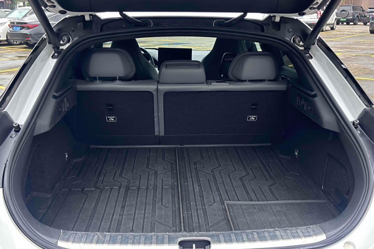 Used Zeekr 001 2024 YOU Edition 100 kWh All-Wheel Drive
