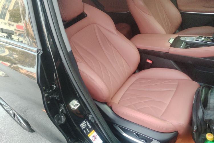 Used Changan CS75 PLUS 2024 3rd Generation Champion Edition 1.5T Intelligent Drive Dynamic Model
