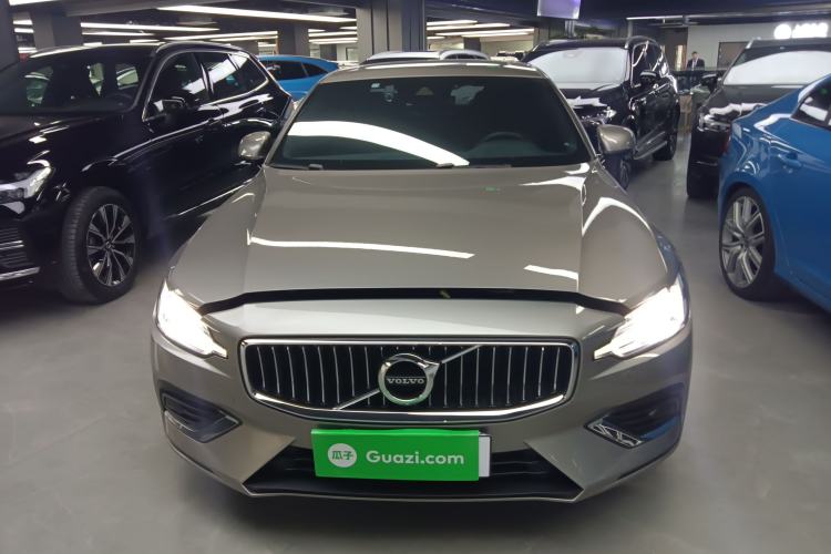 Used Volvo S60 2020 T4 Zhiyuan Luxury Edition
