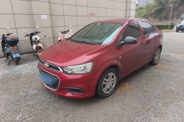Used Chevrolet Aveo Sonic 2014 Sedan 1.4SL AT Stylish Sunroof Edition
