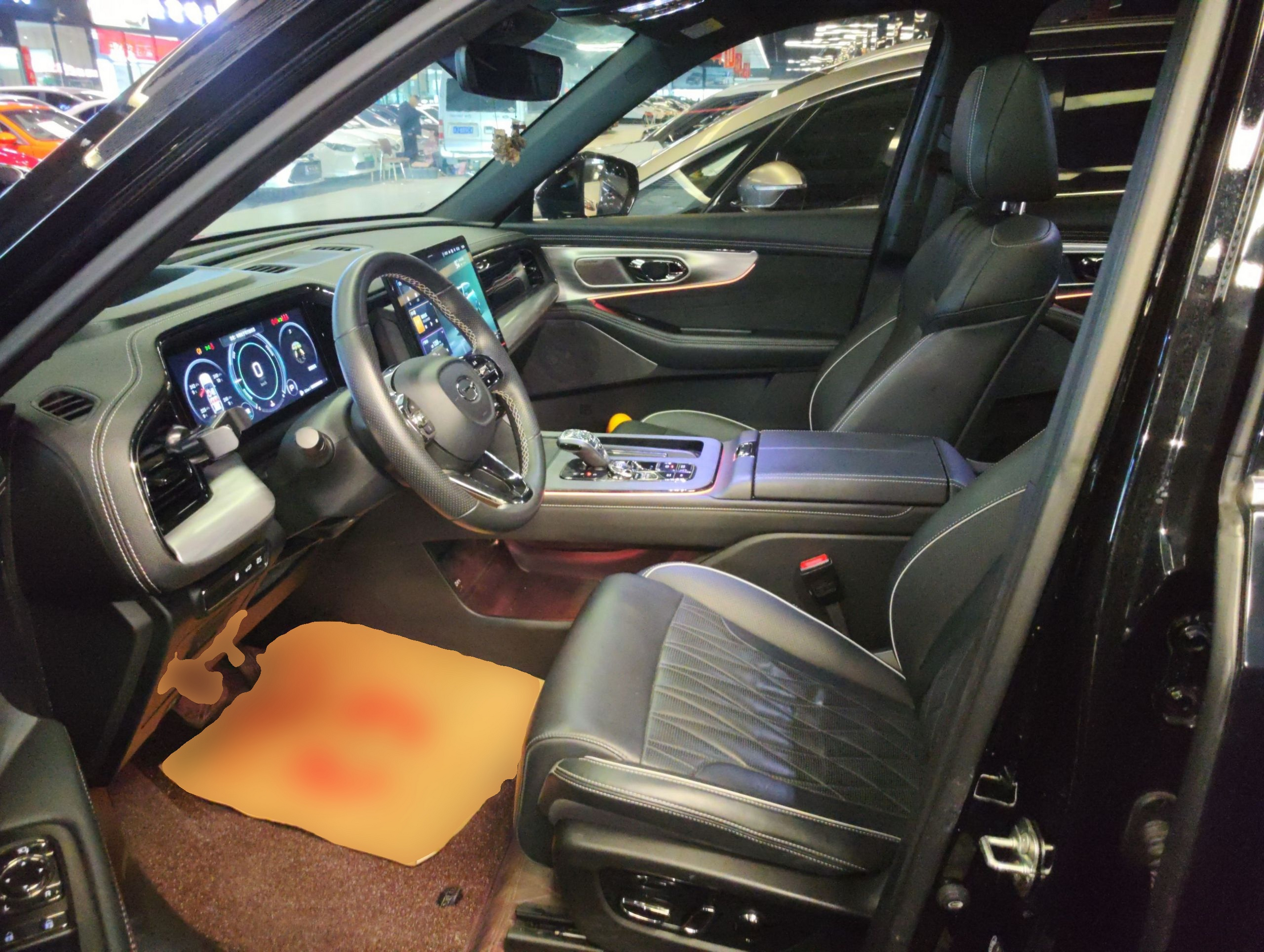 المقاعد الأمامية داخل السيارة