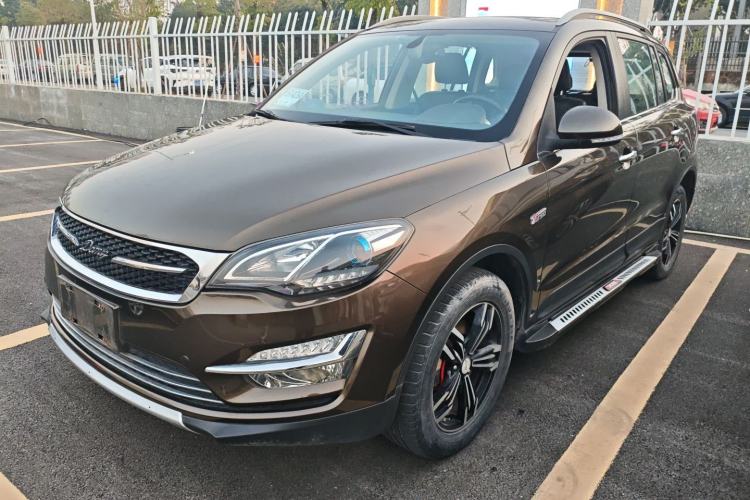 Used Zotye Domy X5 2017 Upgraded Model 1.5T Manual Luxury Edition