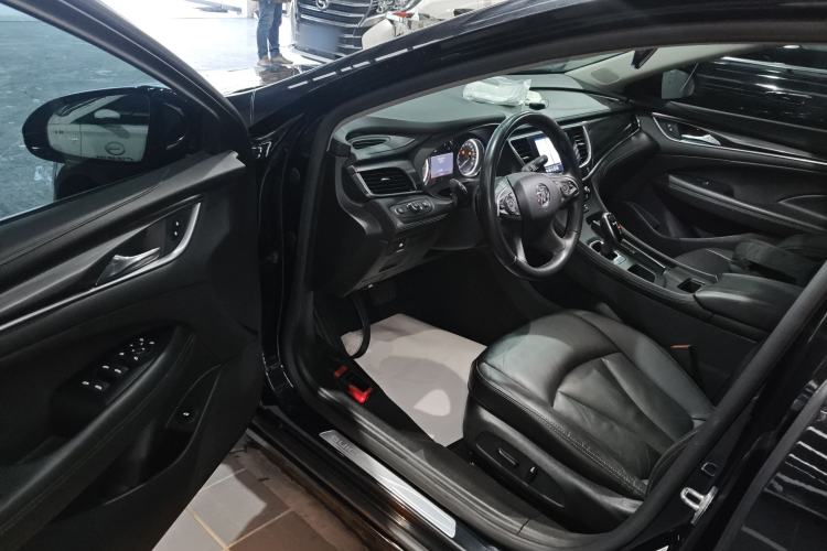 Used Buick LaCrosse 2021 652T Luxury Model
