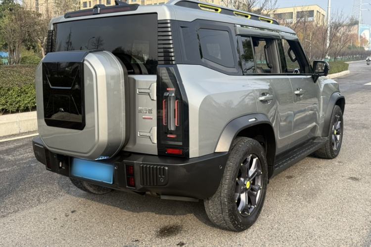 Used JETOUR Traveler 2023 2.0T All-Wheel Drive CrossPRO+