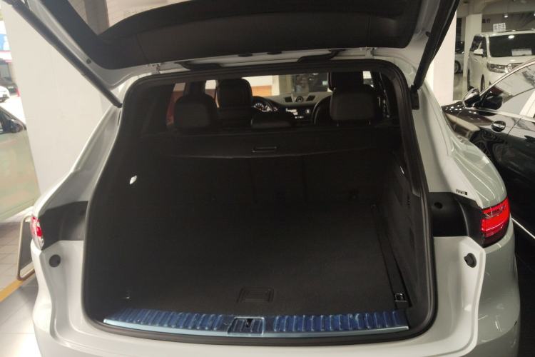 Used Porsche Cayenne E-Hybrid 2023 Cayenne E-Hybrid 2.0T Platinum Edition