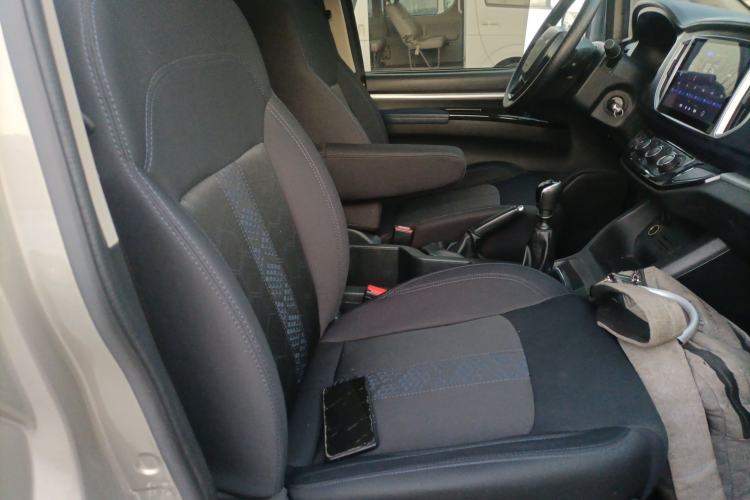 Used FORTHING Lingzhi 2021 M5L 2.0L Utility Model