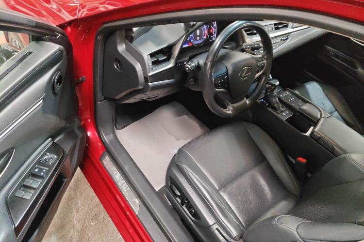 Used Lexus ES 2018 200 Excellence Edition China V Standard