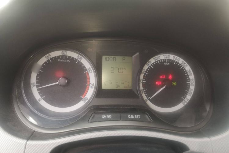 Used Skoda Fabia 2017 1.4L Automatic Car Enjoy Edition
