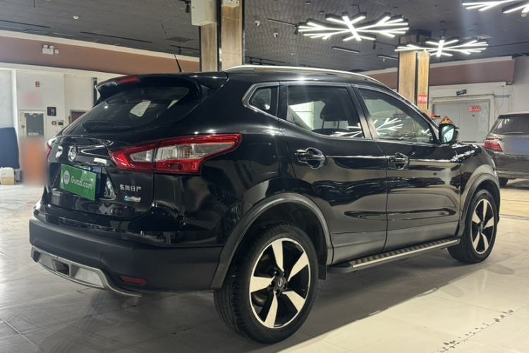 Used Nissan Qashqai 2016 2.0L CVT Luxury Edition
