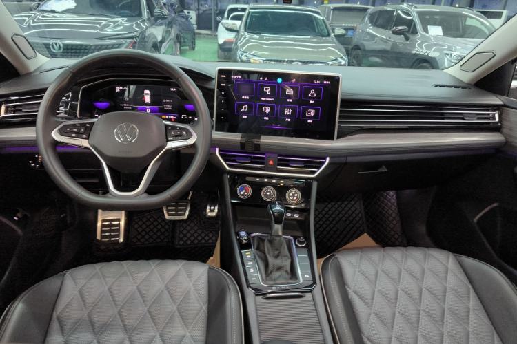 Used Volkswagen Sagitar 2023 300TSI DSG Excellence Edition
