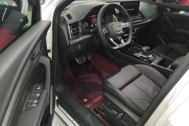 Used Audi Q5L 2023 40T Luxury Dynamic Model
