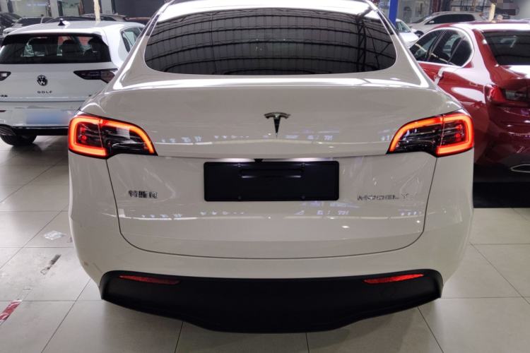 Used Tesla Model Y 2024 Rear-Wheel-Drive Version
