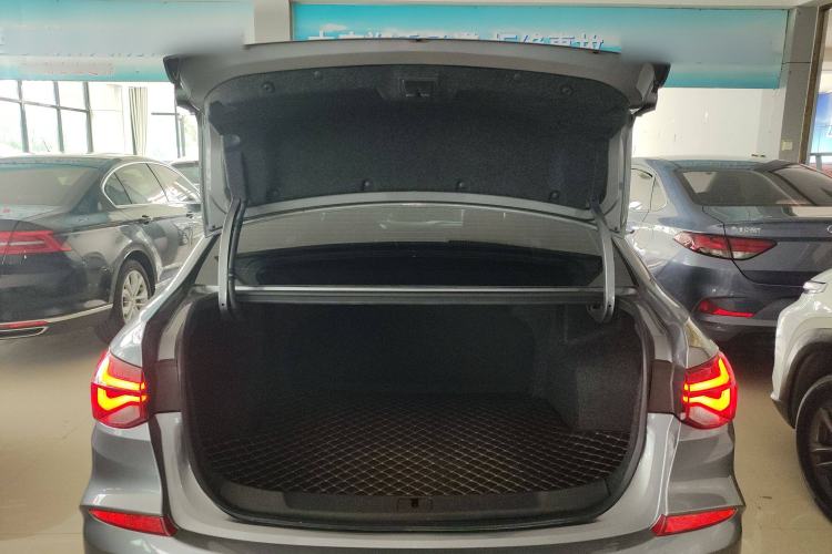 Used Chevrolet Monza 2020 320 Automatic Enjoyment Edition
