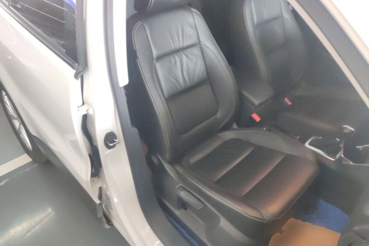 Used Volkswagen Tiguan 2017 300TSI Automatic Two-Wheel Drive Silk Road Comfort Edition
