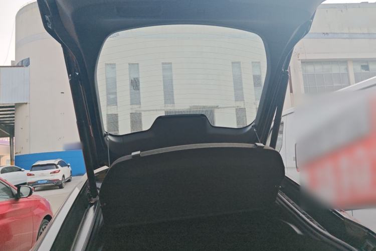 Used Changan UNI-V 2025 1.5T 500Bar Prestige Sporty Version
