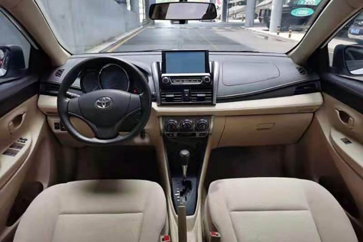 Used Toyota YARiS L 2014 1.3E Automatic Charm Edition
