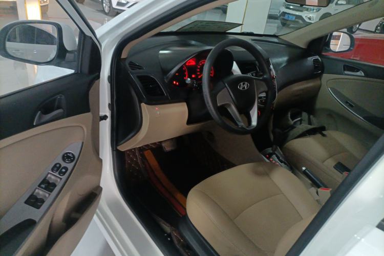 Used Hyundai Verna 2014 1.4L Automatic Smart GLS
