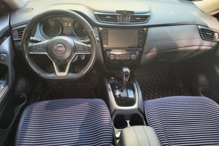 Used Nissan X-Trail 2019 2.0L CVT Smart Connect Comfort Edition 2WD
