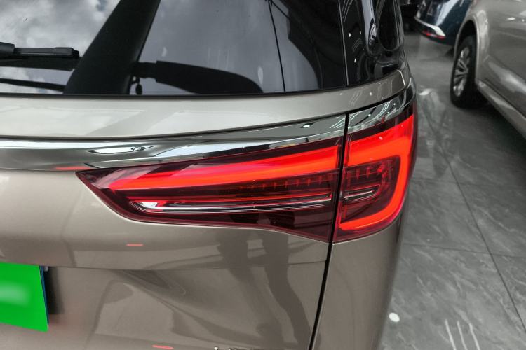 Used Buick GL8 2023 ES Lu Zun Deluxe Model
