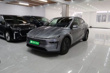 Used Tesla Model Y 2025 Rear-Wheel-Drive Version