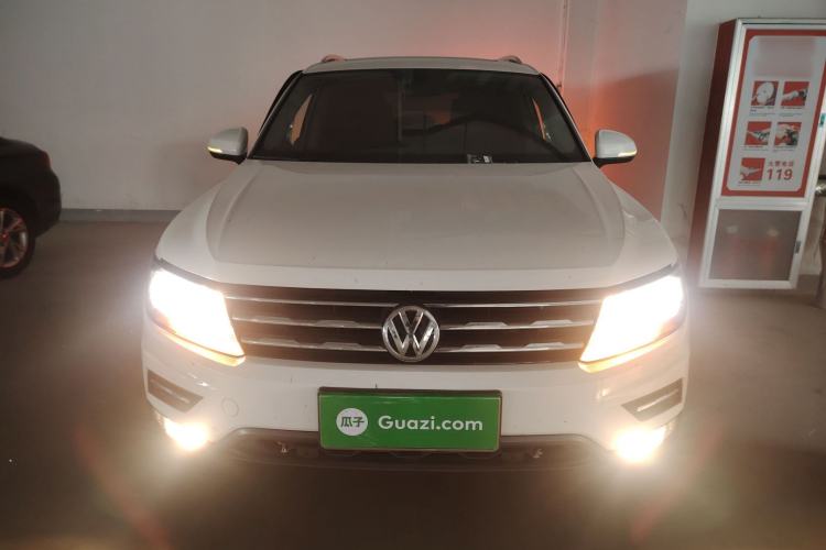 Used Volkswagen Tiguan L 2019 330TSI Automatic Two-Wheel Drive Smart Luxury Version China VI Standard
