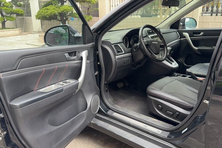 Used Haval H6 2017 Restyled Red-Label Sport Version 1.5T Automatic Two-Wheel Drive Luxury Trim