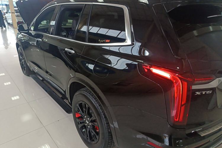 Used Cadillac XT6 2022 2.0T Six-Seater Four-Wheel-Drive Luxury Version
