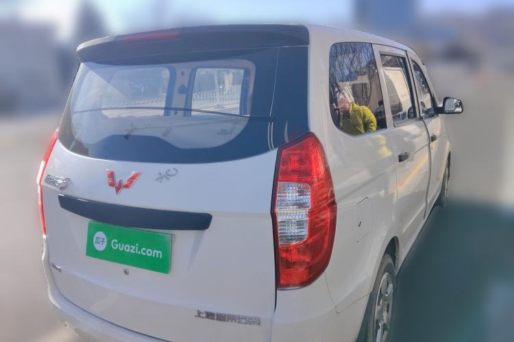 Used Wuling Hongguang 2015 1.5L S Basic Version China V Standard
