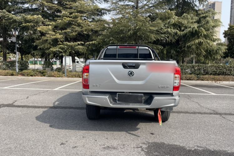 Used Dongfeng Ruichi 7 2022 2.3T Automatic Two-Wheel Drive Diesel Standard Version with Long Cargo Bed and Flat-Floor Design M9T
